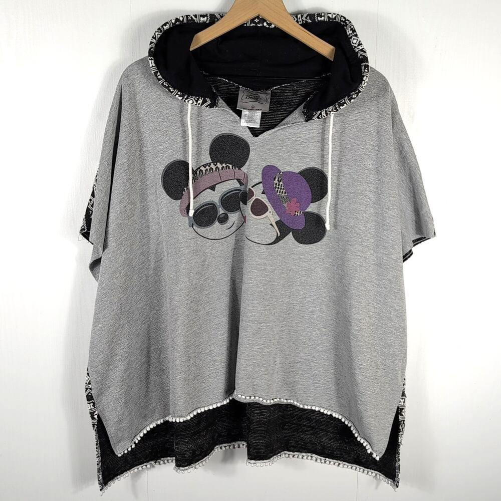 Disney LA Boutique Hoodie Poncho XXL Women's Mickey Minnie Mouse Tribal Boho